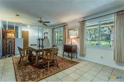 302 E Upshaw Avenue, Temple, TX 76501 - Photo 6