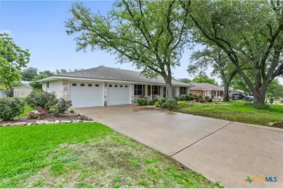 302 E Upshaw Avenue, Temple, TX 76501 - Photo 2