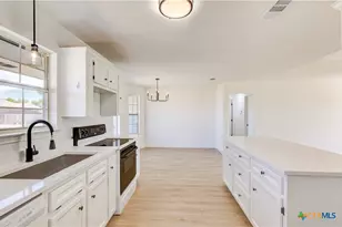 1008 Hickory St, Kempner, TX 76539 - Photo 14