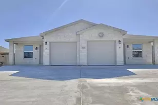 310 Lowes Blvd, Killeen, TX 76542 - Photo 1