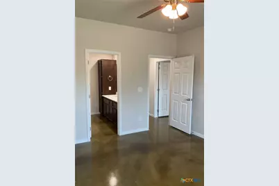 310 Lowes Boulevard, Killeen, TX 76542 - Photo 4