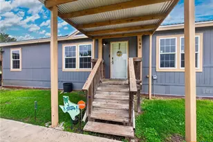 149 High Ridge Meadows Dr, Gonzales, TX 78629 - Photo 2