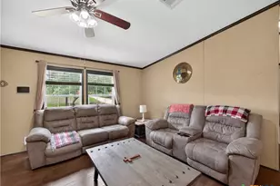 149 High Ridge Meadows Dr, Gonzales, TX 78629 - Photo 4