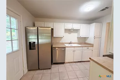 912 Hackberry Street, Copperas Cove, TX 76522 - Photo 6