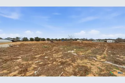 3921 Cr 334, Stockdale, TX 78160 - Photo 26