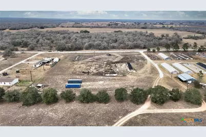 3921 Cr 334, Stockdale, TX 78160 - Photo 36