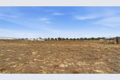 3921 Cr 334, Stockdale, TX 78160 - Photo 20