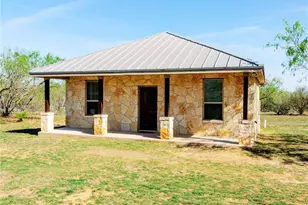 1260 County Rd 361, La Vernia, TX 78121 - Photo 44