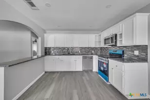 2894 Katy St, New Braunfels, TX 78130 - Photo 12