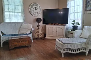 205 Polk St, Port O'Connor, TX 77982 - Photo 12