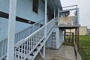 205 Polk St, Port O'Connor, TX 77982 - Photo 4