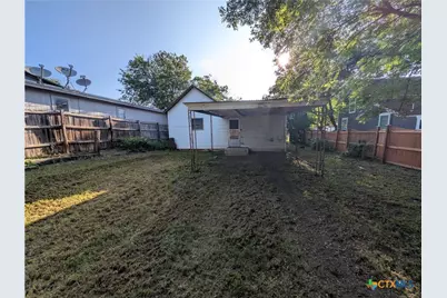 104 N Walnut Street, Lampasas, TX 76550 - Photo 22