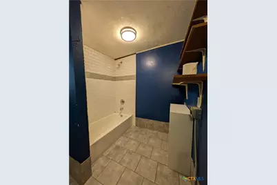 104 N Walnut Street, Lampasas, TX 76550 - Photo 10