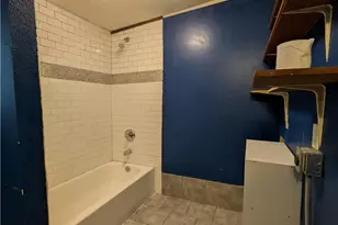 104 N Walnut St, Lampasas, TX 76550 - Photo 10