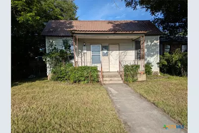 104 N Walnut Street, Lampasas, TX 76550 - Photo 2