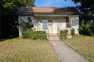 104 N Walnut St, Lampasas, TX 76550 - Photo 2