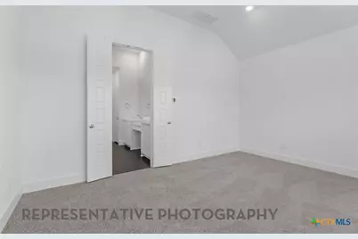 2525 High Ground, San Antonio, TX 78245 - Photo 12