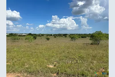 1098 County Road 329, Floresville, TX 78114 - Photo 2