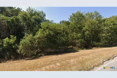 703 Water Street, Gonzales, TX 78629 - Photo 2