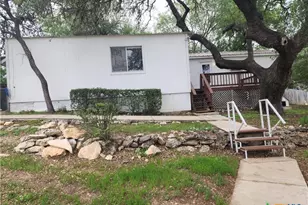 111 Valley View, Canyon Lake, TX 78133 - Photo 22