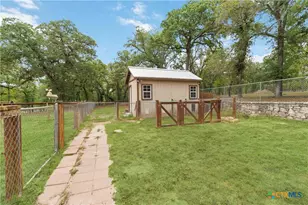 233 Twin Oaks Dr, La Vernia, TX 78121 - Photo 34