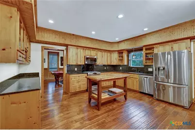 285 Rangeland Road, Seguin, TX 78155 - Photo 14