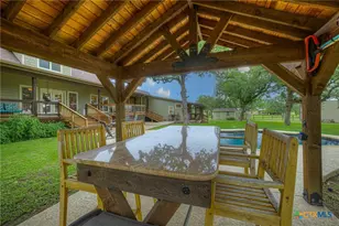 285 Rangeland Rd, Seguin, TX 78155 - Photo 10