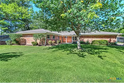 1810 N Beal Street, Belton, TX 76513 - Photo 1
