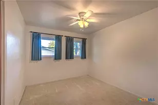 1810 N Beal St, Belton, TX 76513 - Photo 22