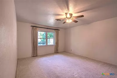 1810 N Beal Street, Belton, TX 76513 - Photo 18