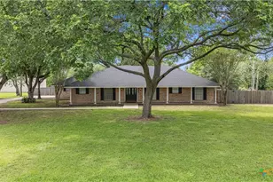 602 Bingham Rd, Victoria, TX 77904 - Photo 1