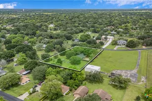 602 Bingham Rd, Victoria, TX 77904 - Photo 10