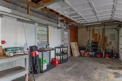 602 Bingham Road, Victoria, TX 77904 - Photo 18