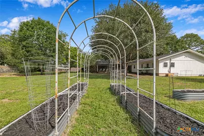 602 Bingham Road, Victoria, TX 77904 - Photo 16