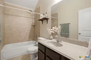 821 Wall St, New Braunfels, TX 78130 - Photo 20