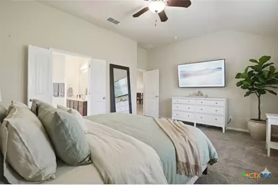 821 Wall Street, New Braunfels, TX 78130 - Photo 14
