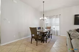 821 Wall St, New Braunfels, TX 78130 - Photo 4