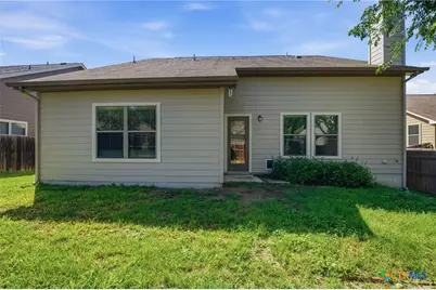 821 Wall Street, New Braunfels, TX 78130 - Photo 28