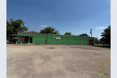 201 W 2nd Avenue, Nixon, TX 78140 - Photo 2