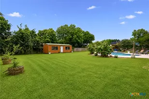 601 Masters Dr, Victoria, TX 77904 - Photo 6