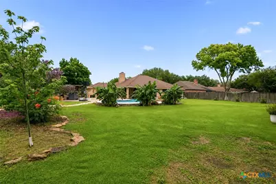 601 Masters Drive, Victoria, TX 77904 - Photo 34