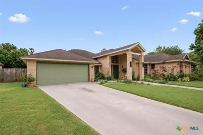 601 Masters Drive, Victoria, TX 77904 - Photo 38