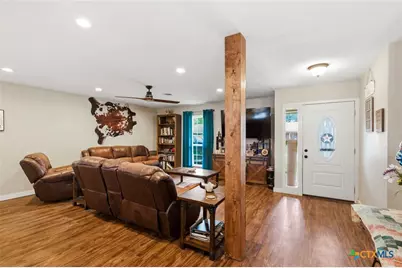 1307 Plantation Road, Victoria, TX 77904 - Photo 6