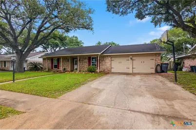 1307 Plantation Road, Victoria, TX 77904 - Photo 4