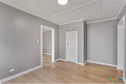 716 E Avenue A, Temple, TX 76501 - Photo 10