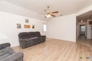 609 Bermuda, Copperas Cove, TX 76522 - Photo 2