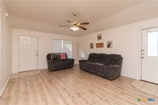 609 Bermuda, Copperas Cove, TX 76522 - Photo 4