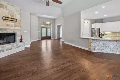 219 Winding View, New Braunfels, TX 78132 - Photo 10