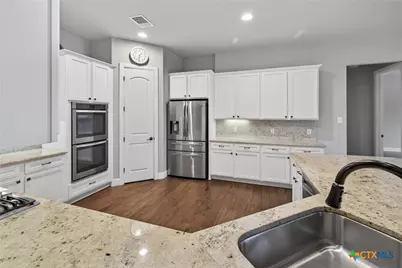 219 Winding View, New Braunfels, TX 78132 - Photo 12