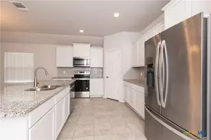 2321 Aylesbury Dr, Copperas Cove, TX 76522 - Photo 6